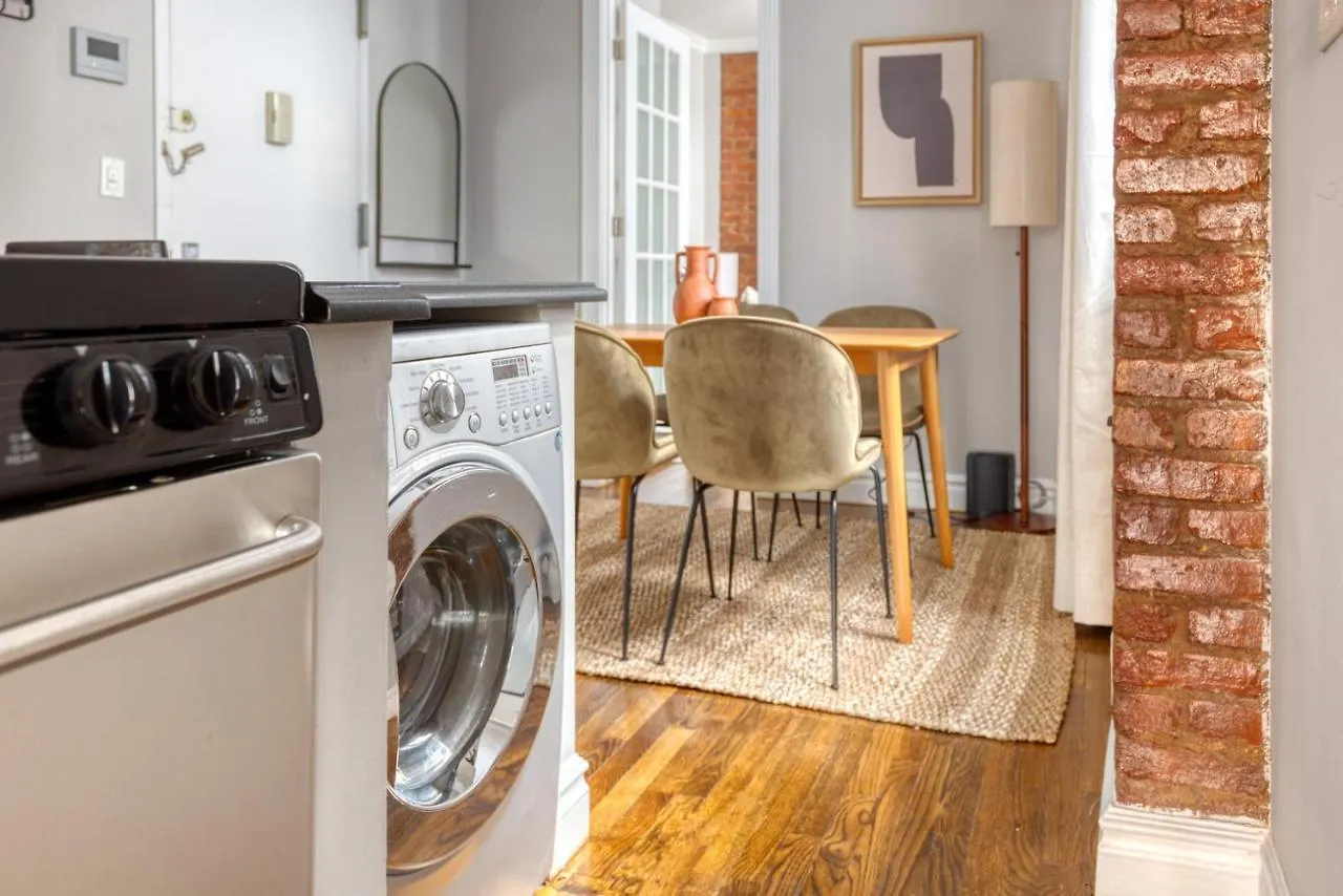 Hip E Village 2Br W Wd Nr L Train Nyc-824 뉴욕