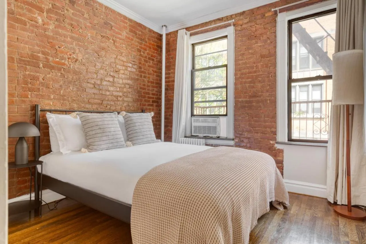 아파트 Hip E Village 2Br W Wd Nr L Train Nyc-824 뉴욕